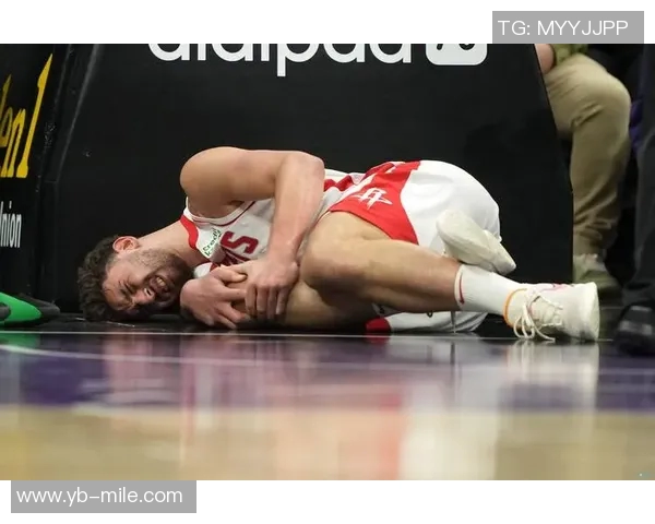 皇马中场琼阿梅尼左腿半腱肌受伤预计缺阵三周 皇马中场琼阿梅尼左腿半腱肌受伤预计缺阵三周