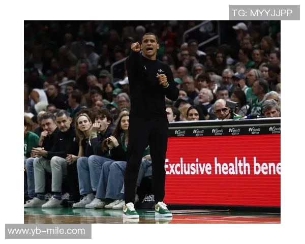 怀特强调马祖拉将持续重视防守篮板每位球员需全力以赴 怀特强调马祖拉将持续重视防守篮板每位球员需全力以赴