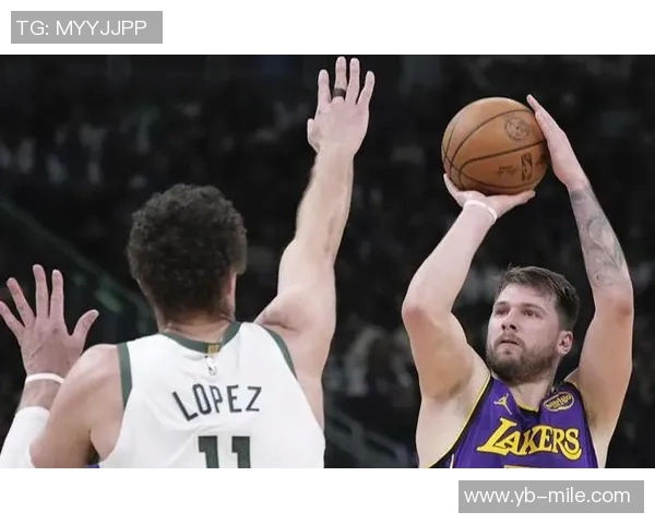 雷迪克点评斯玛特决策失误应让东契奇承担技术罚球责任